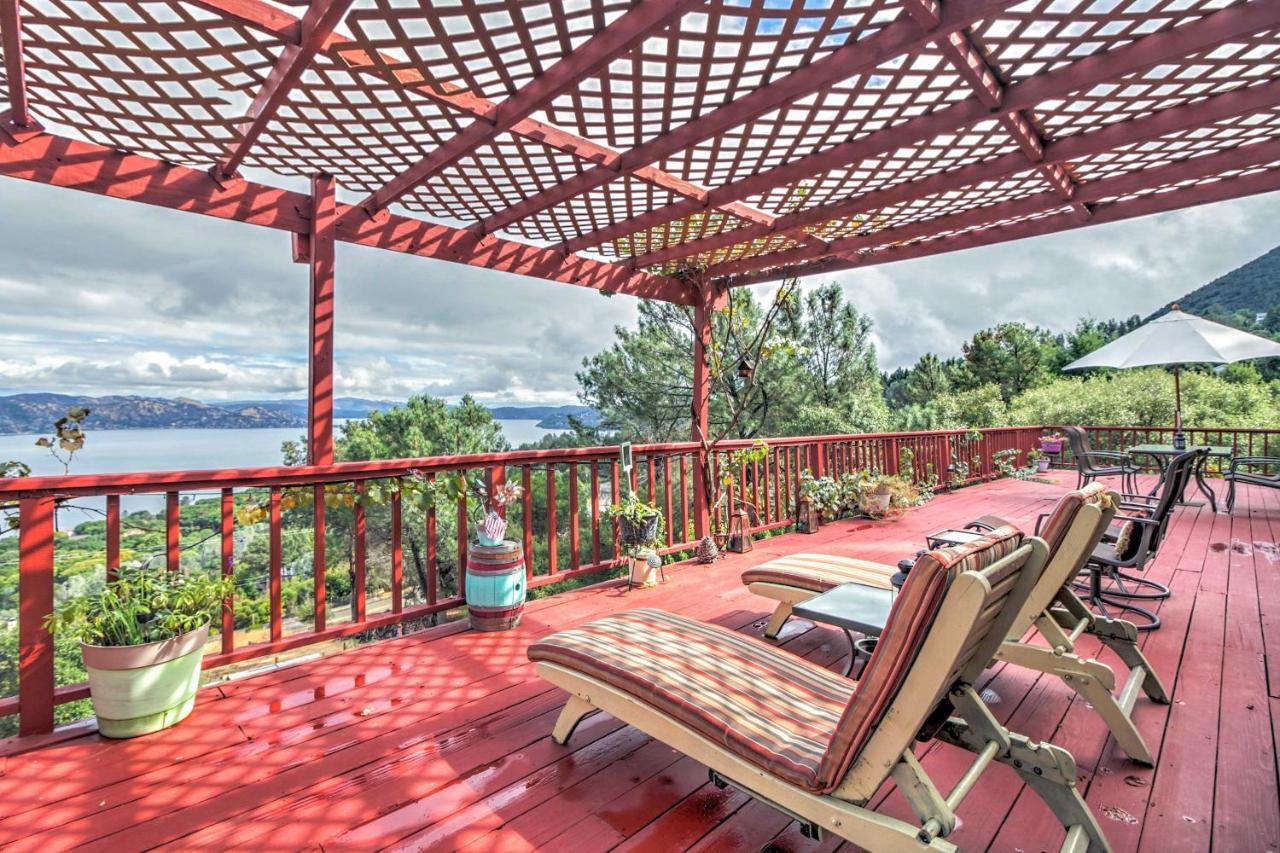 Spacious Kelseyville Home With Large Lakefront Deck! Екстер'єр фото